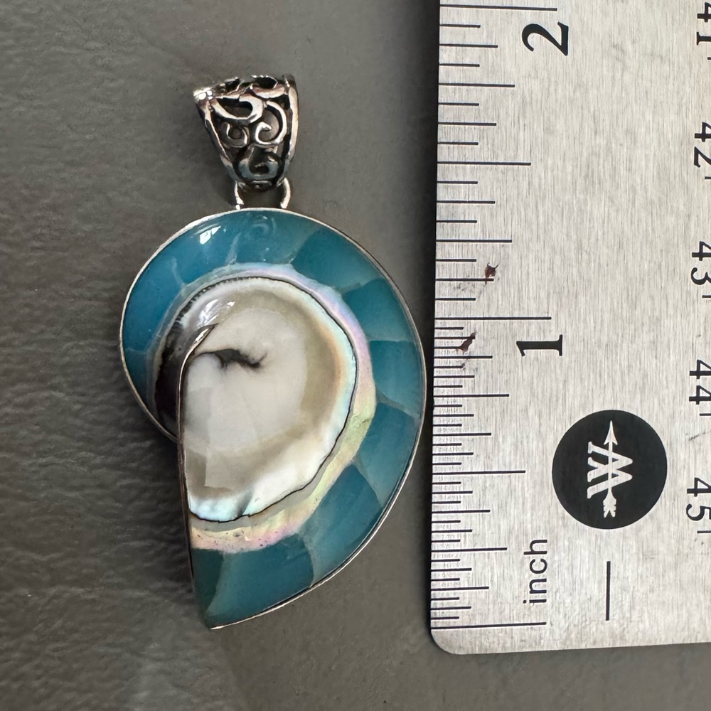 Natural Shell Sterling Silver Pendant - Picture 2 of 4